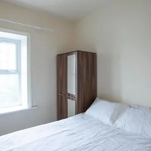 Brooklyn Place Homestay Leeds (West Yorkshire)